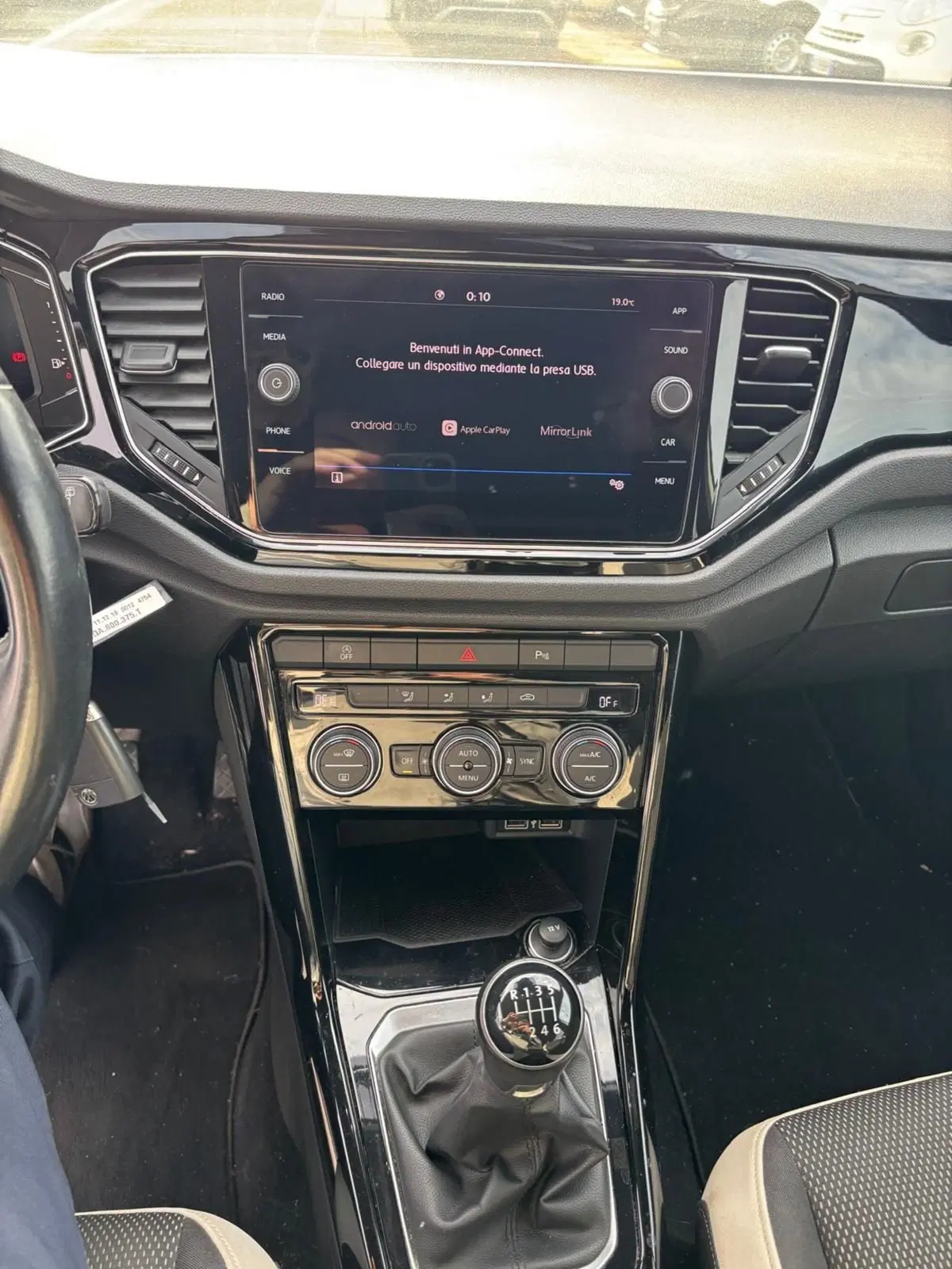 Volkswagen T-Roc usata a Massa-Carrara (13)