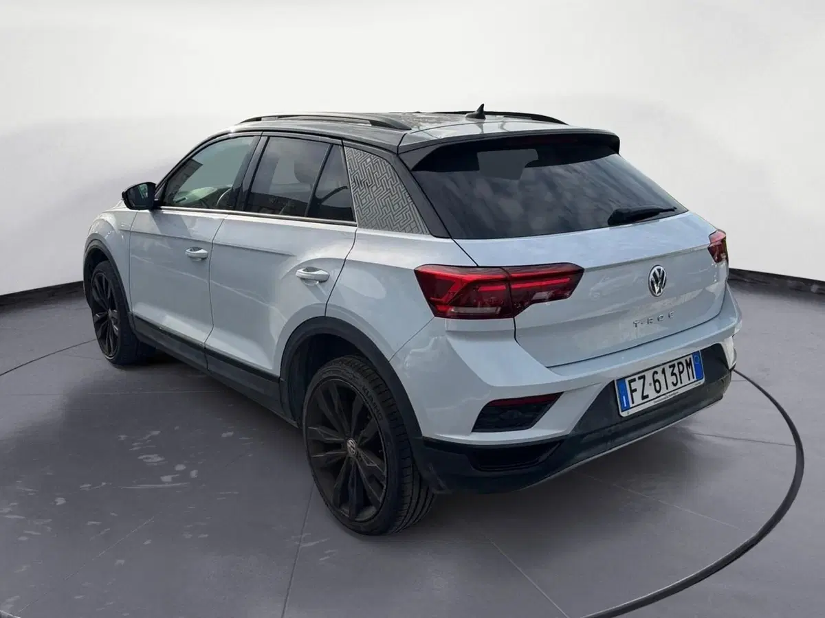 Volkswagen T-Roc usata a Massa-Carrara (3)