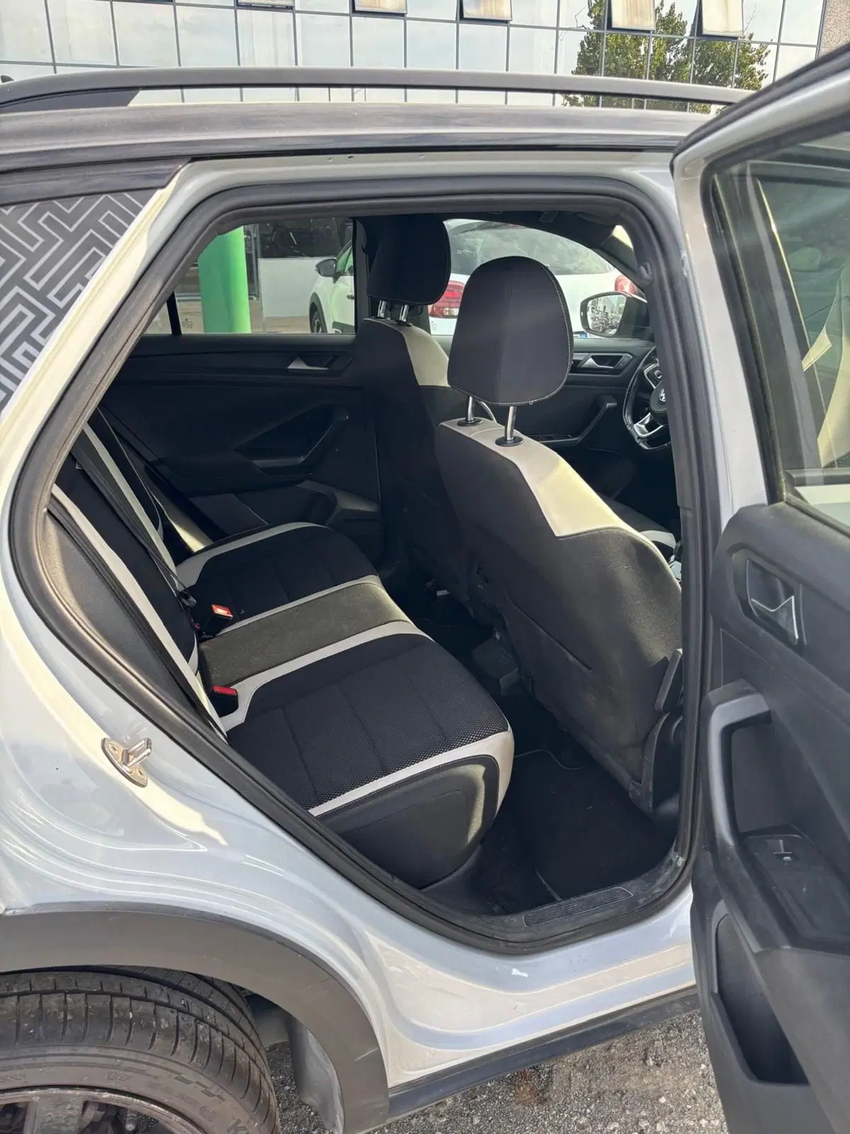 Volkswagen T-Roc usata a Massa-Carrara (9)