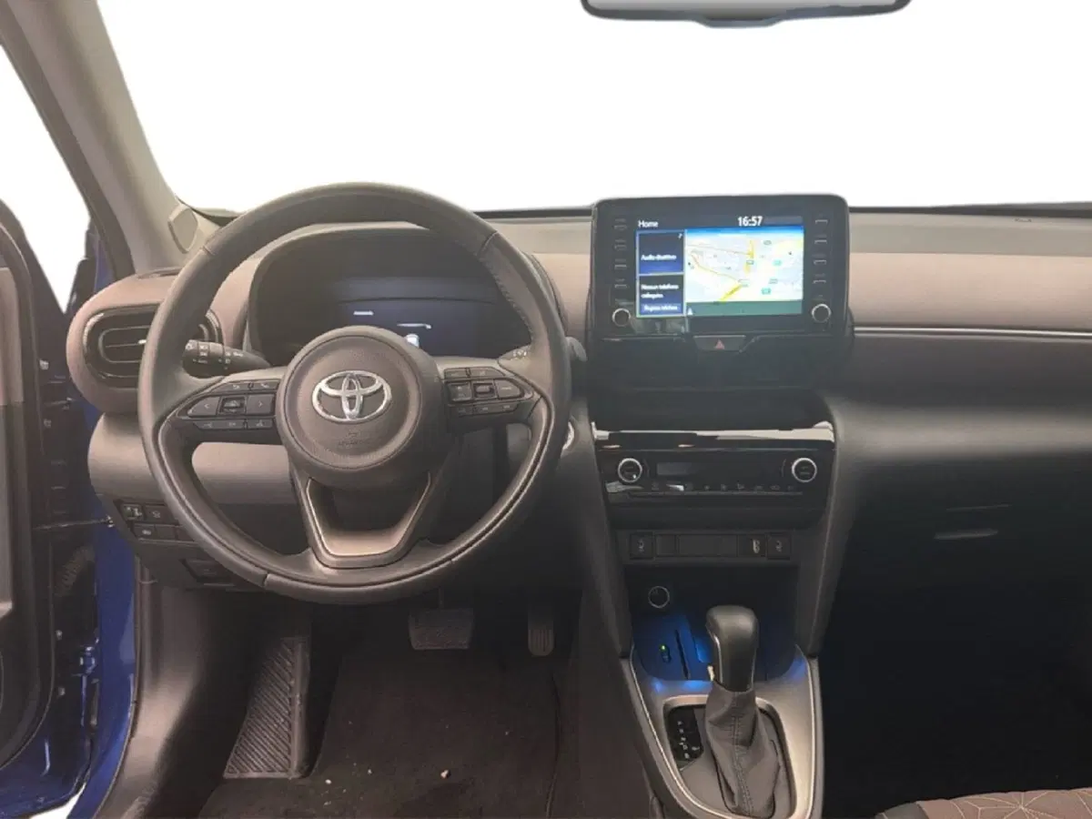 Toyota Yaris Cross usata a Roma (6)