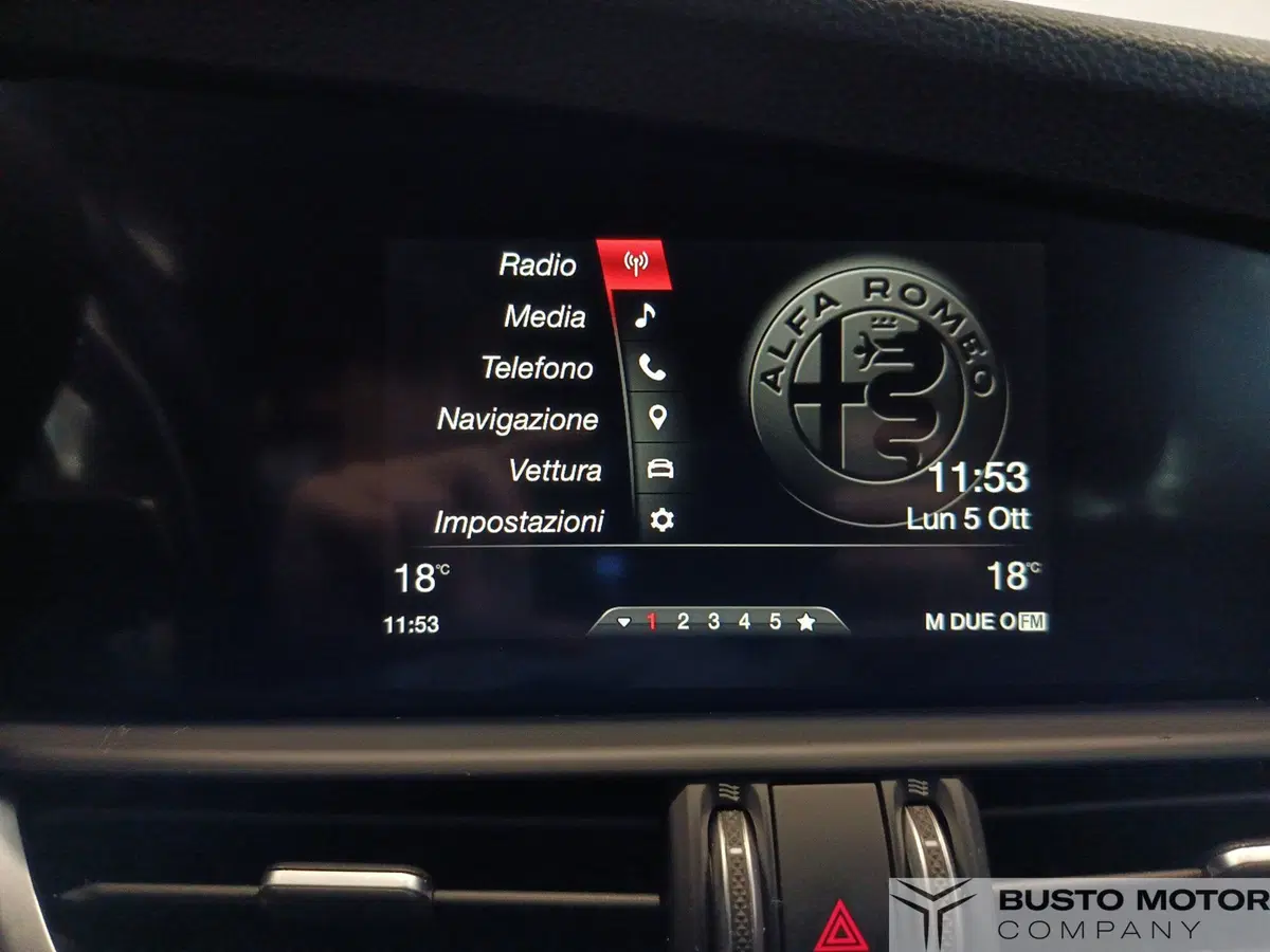Alfa Romeo Giulia usata a Varese (12)