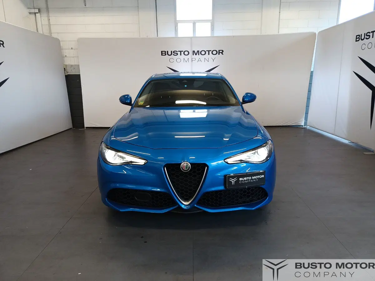 Alfa Romeo Giulia usata a Varese (2)