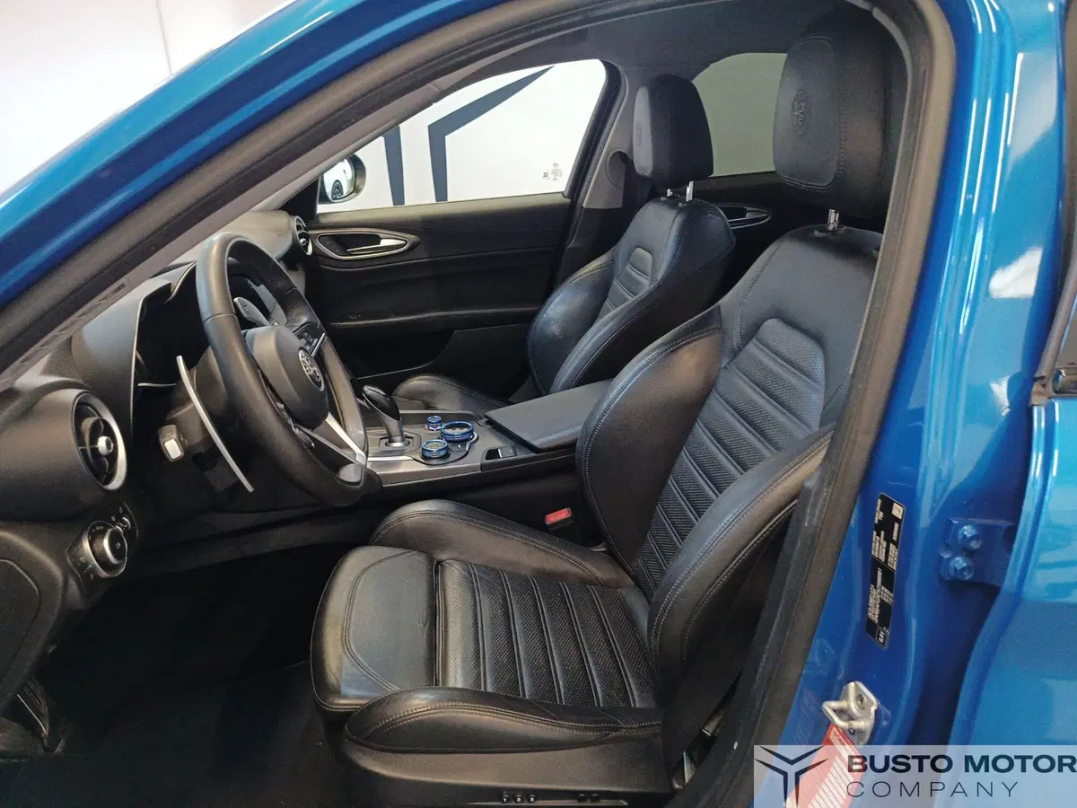 Alfa Romeo Giulia usata a Varese (8)