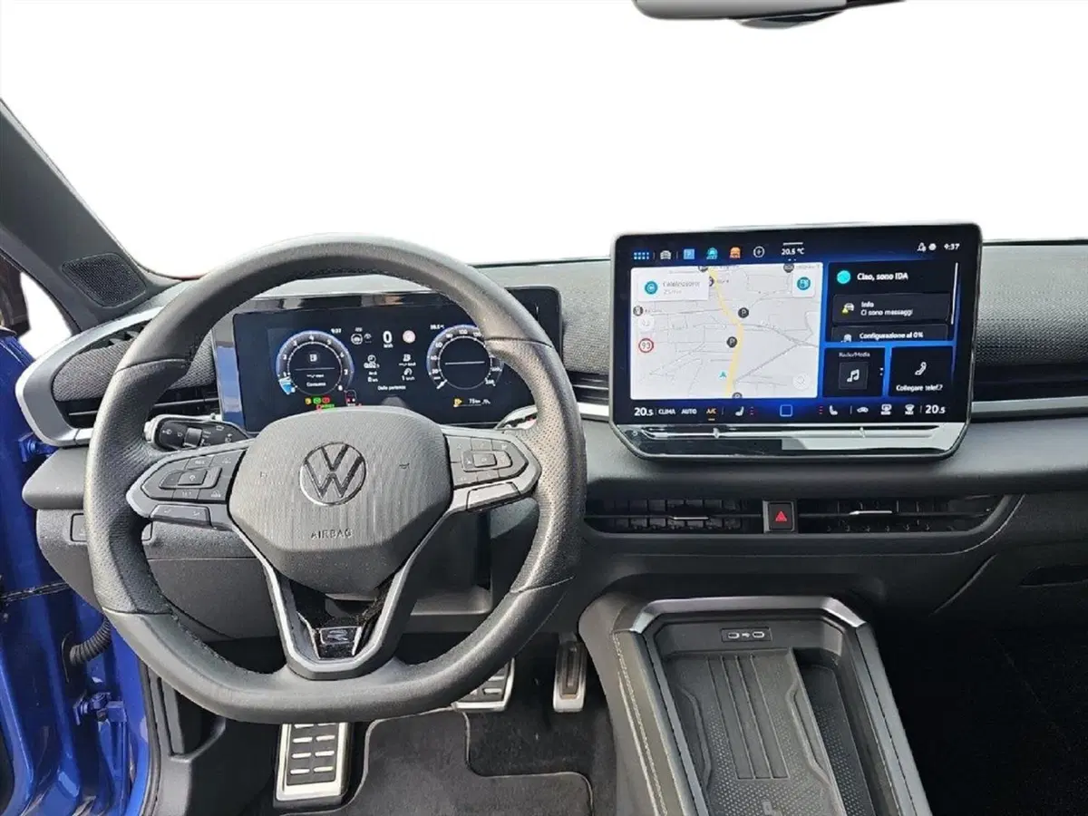 Volkswagen T-Roc usata a Lecco (10)