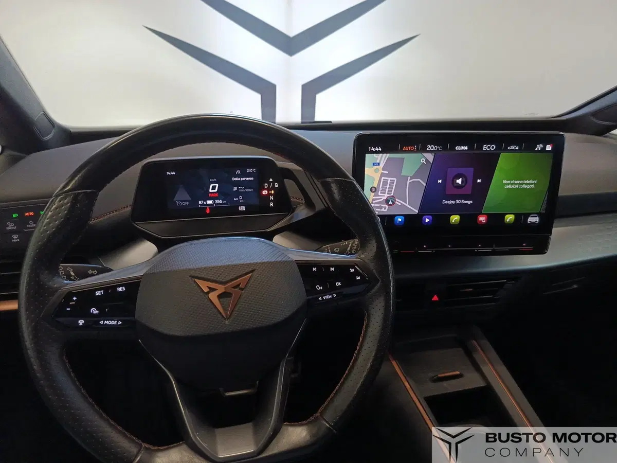 Cupra Born usata a Varese (11)