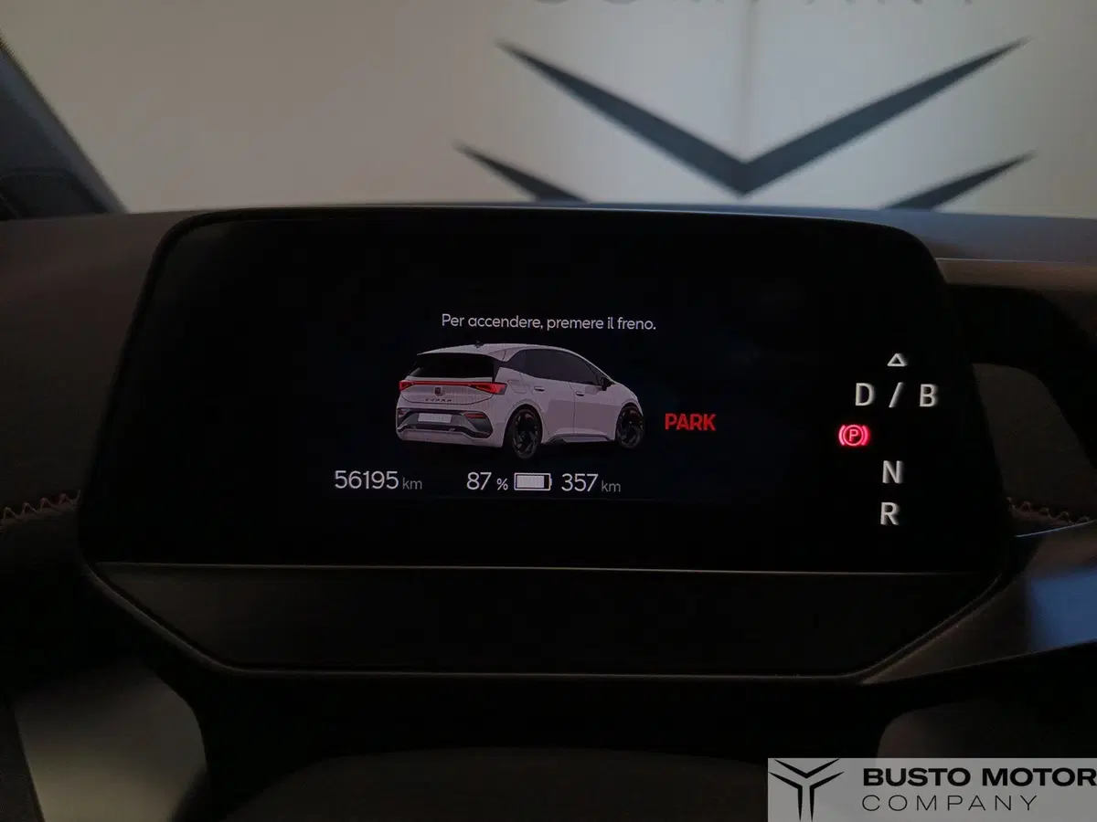 Cupra Born usata a Varese (12)