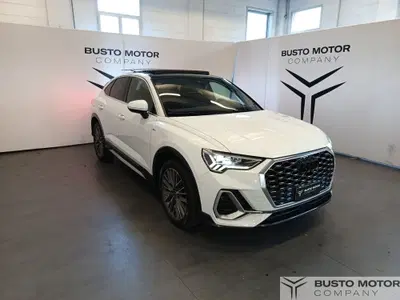 Audi Q3 Sportback 35 TDI quattro S tronic S line edition del 2023 usata a Olgiate Olona