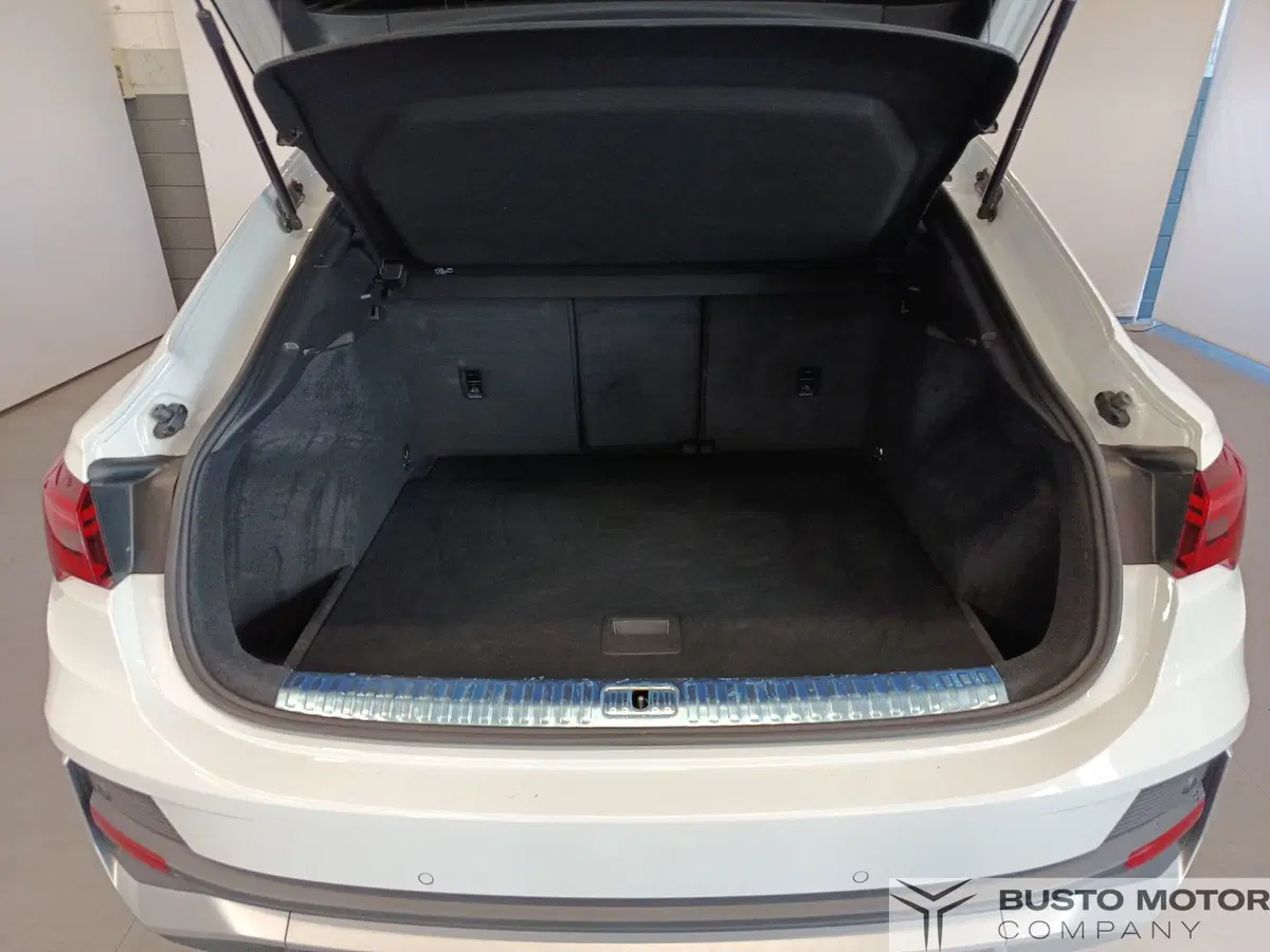 Audi Q3 Sportback usata a Varese (10)