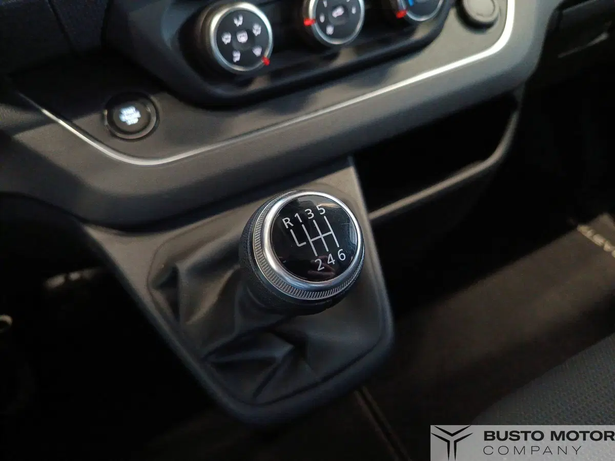 Nissan Primastar usata a Varese (15)