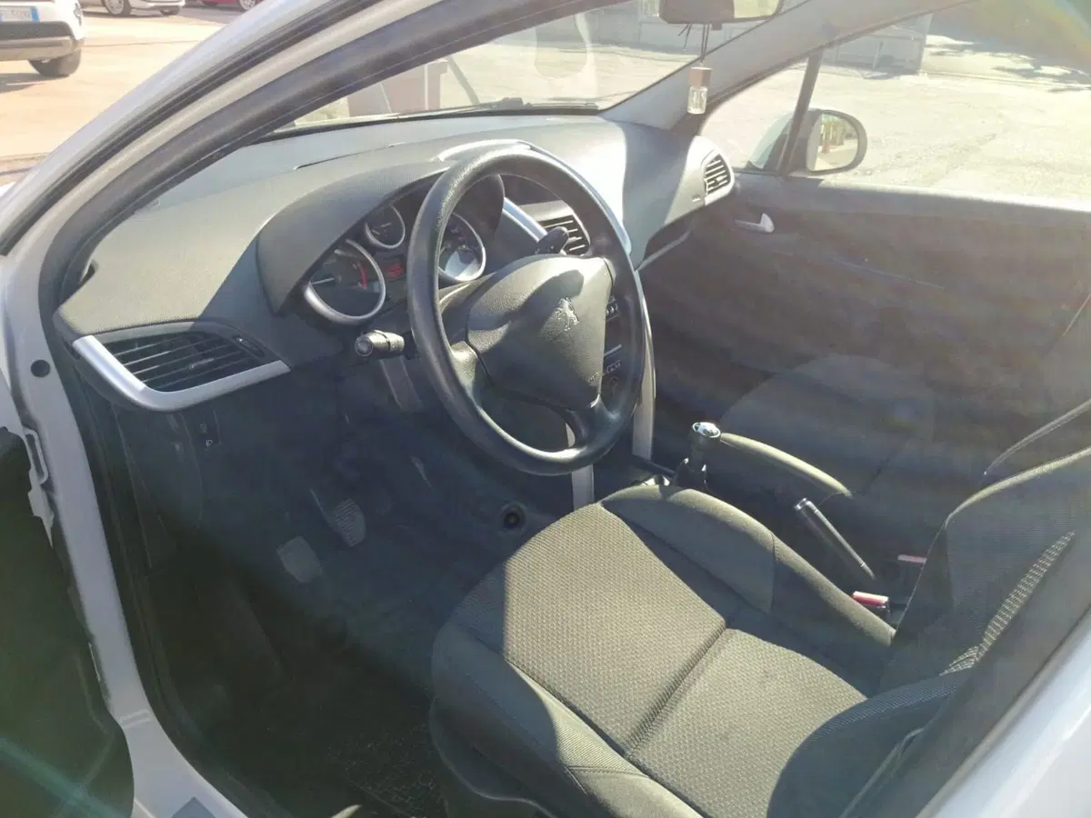 Peugeot 207 usata a Macerata (6)