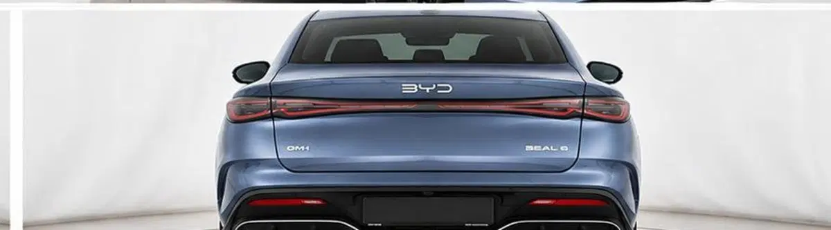 Byd Seal 6 DM-i nuova a Bologna (4)