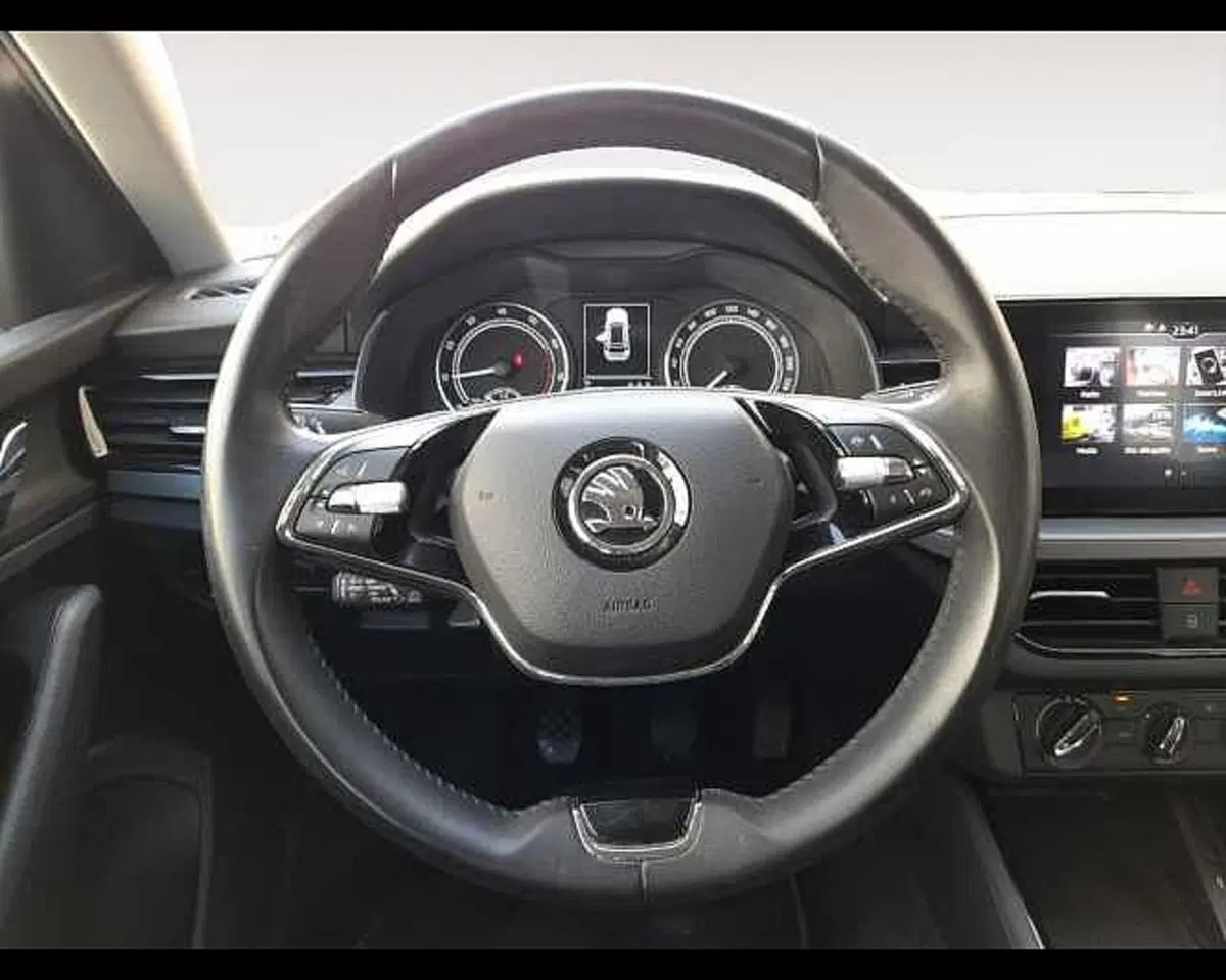 Skoda Kamiq usata a Ravenna (12)