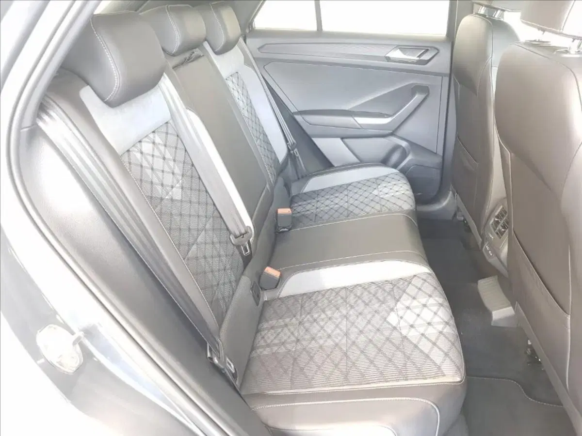 Volkswagen T-Roc usata a Lucca (12)