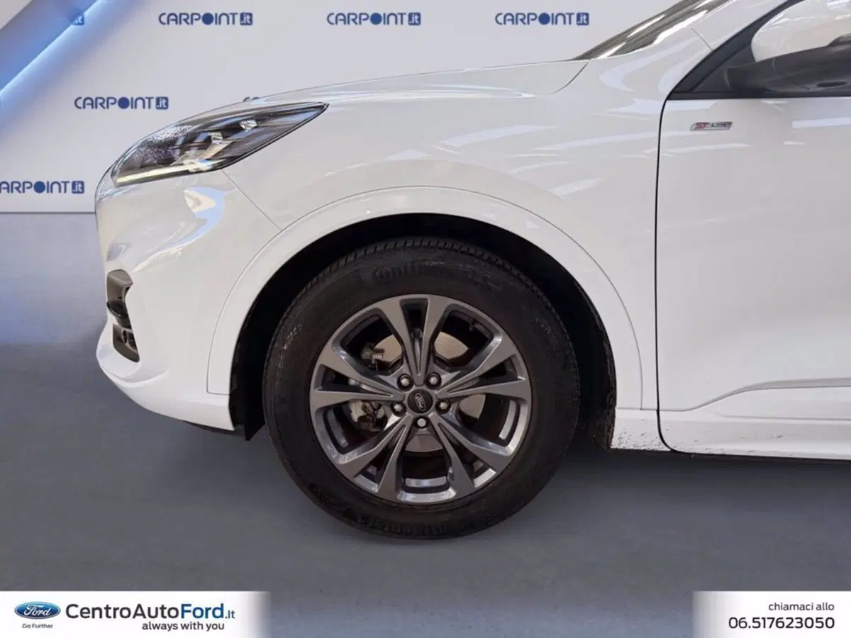 Ford Kuga usata a Roma (14)