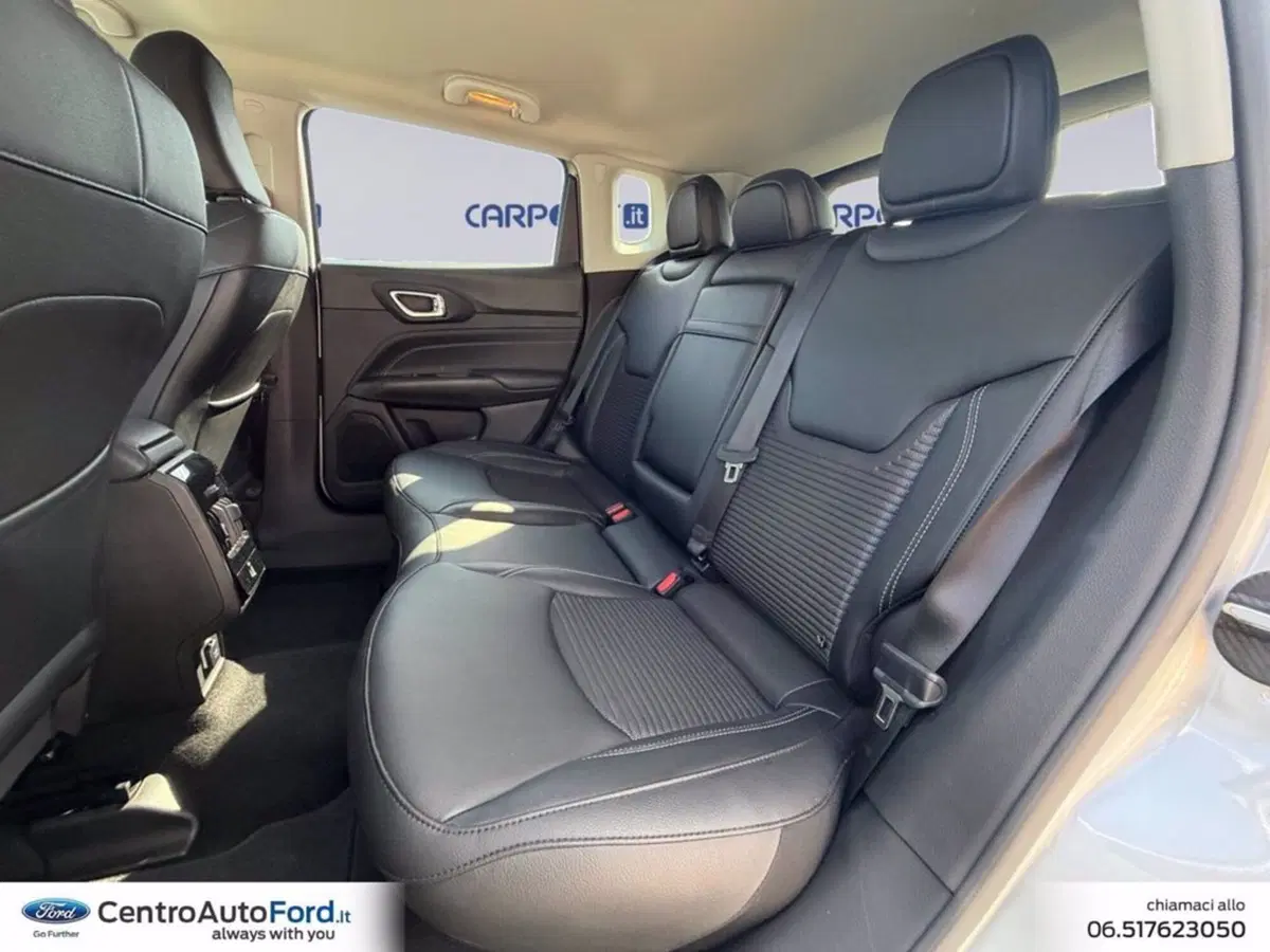 Jeep Compass usata a Roma (13)