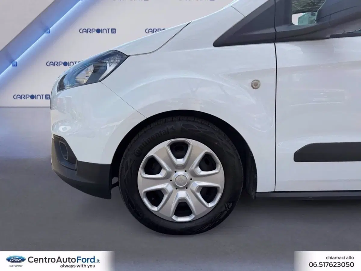 Ford Transit Courier usata a Roma (14)