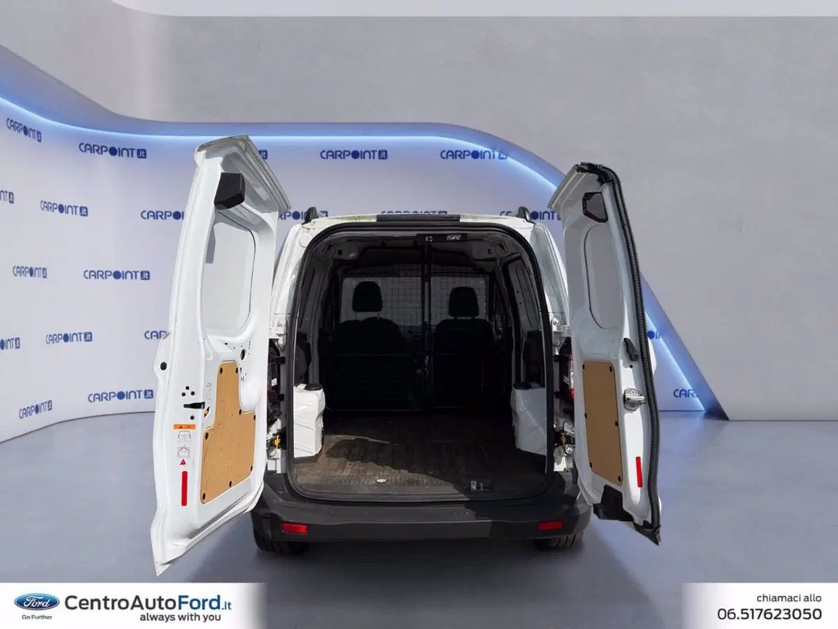 Ford Transit Courier usata a Roma (17)