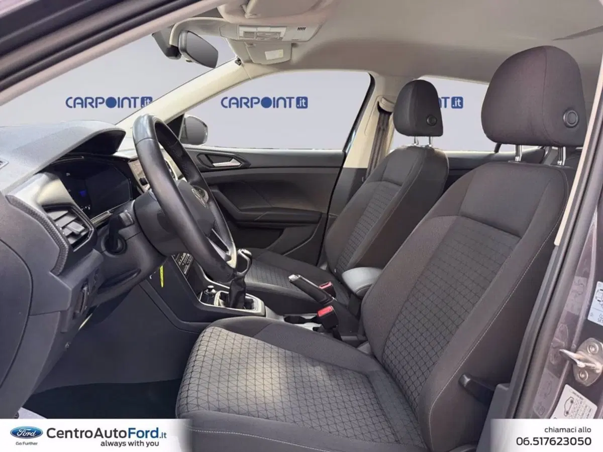 Volkswagen T-Cross usata a Roma (9)