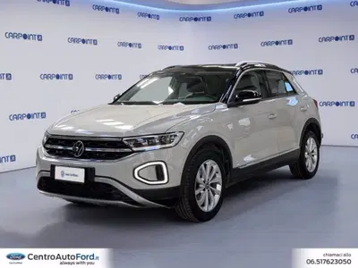 Volkswagen T-Roc 1.0 TSI Style del 2023 usata a Albano Laziale
