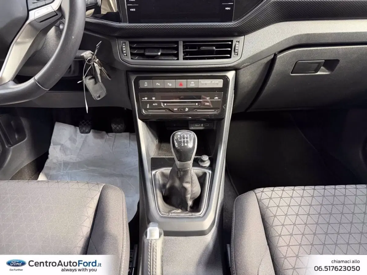 Volkswagen T-Cross usata a Roma (11)