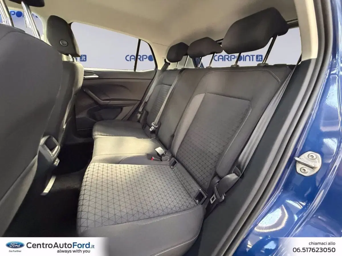 Volkswagen T-Cross usata a Roma (13)