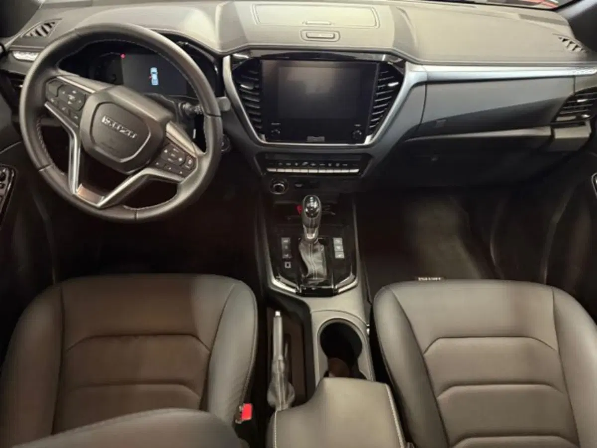 Isuzu D-Max Pick-up usata a Siena (6)