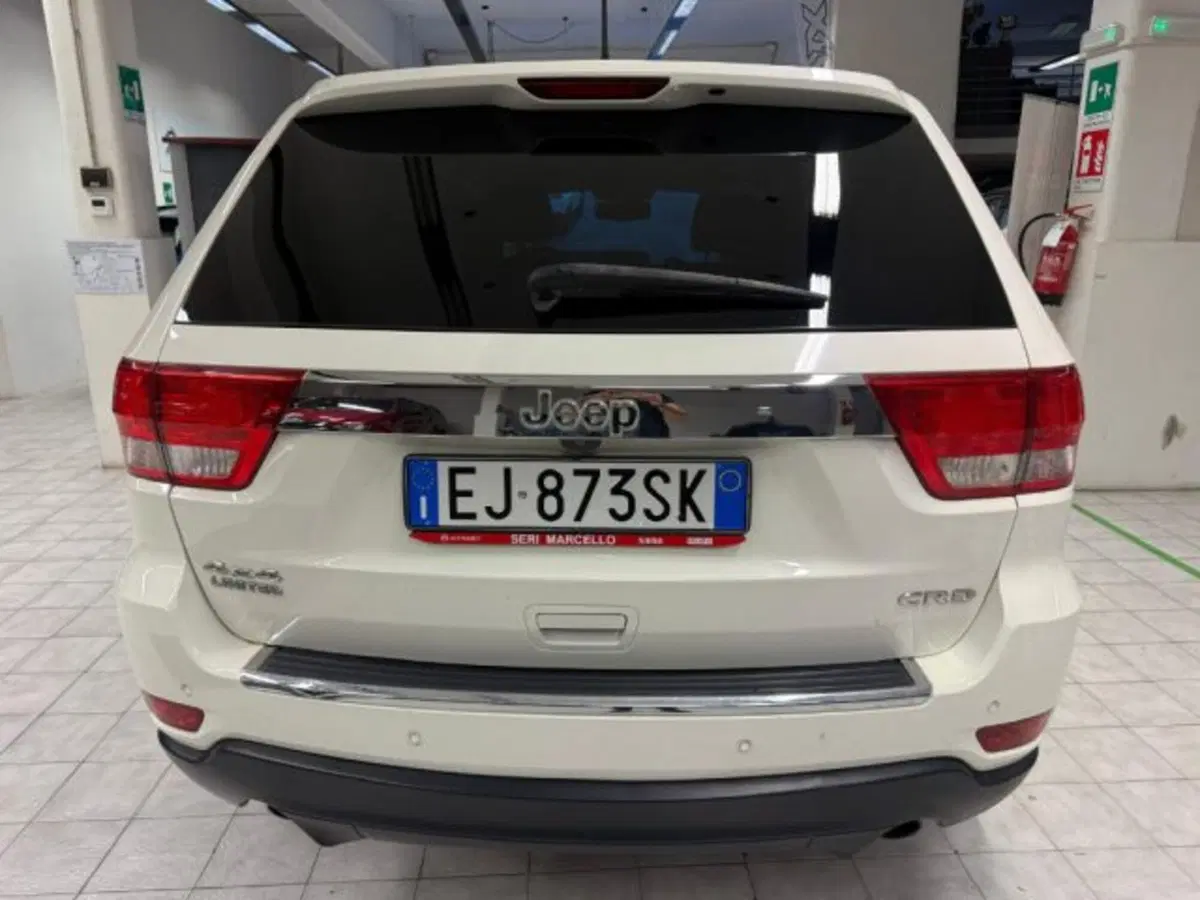 Jeep Grand Cherokee usata a Siena (4)