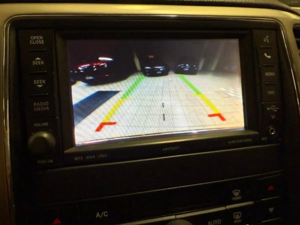 Jeep Grand Cherokee usata a Siena (9)