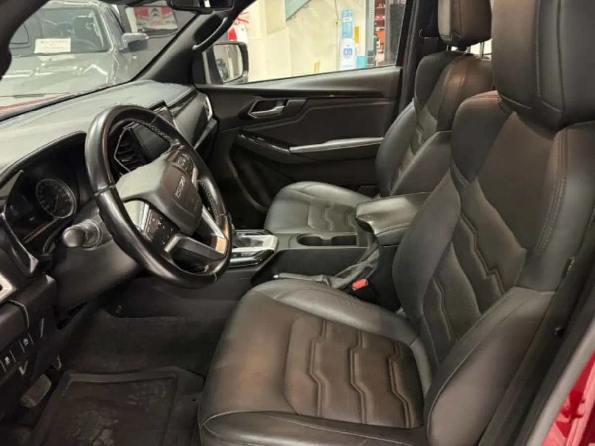 Isuzu D-Max Pick-up usata a Siena (9)