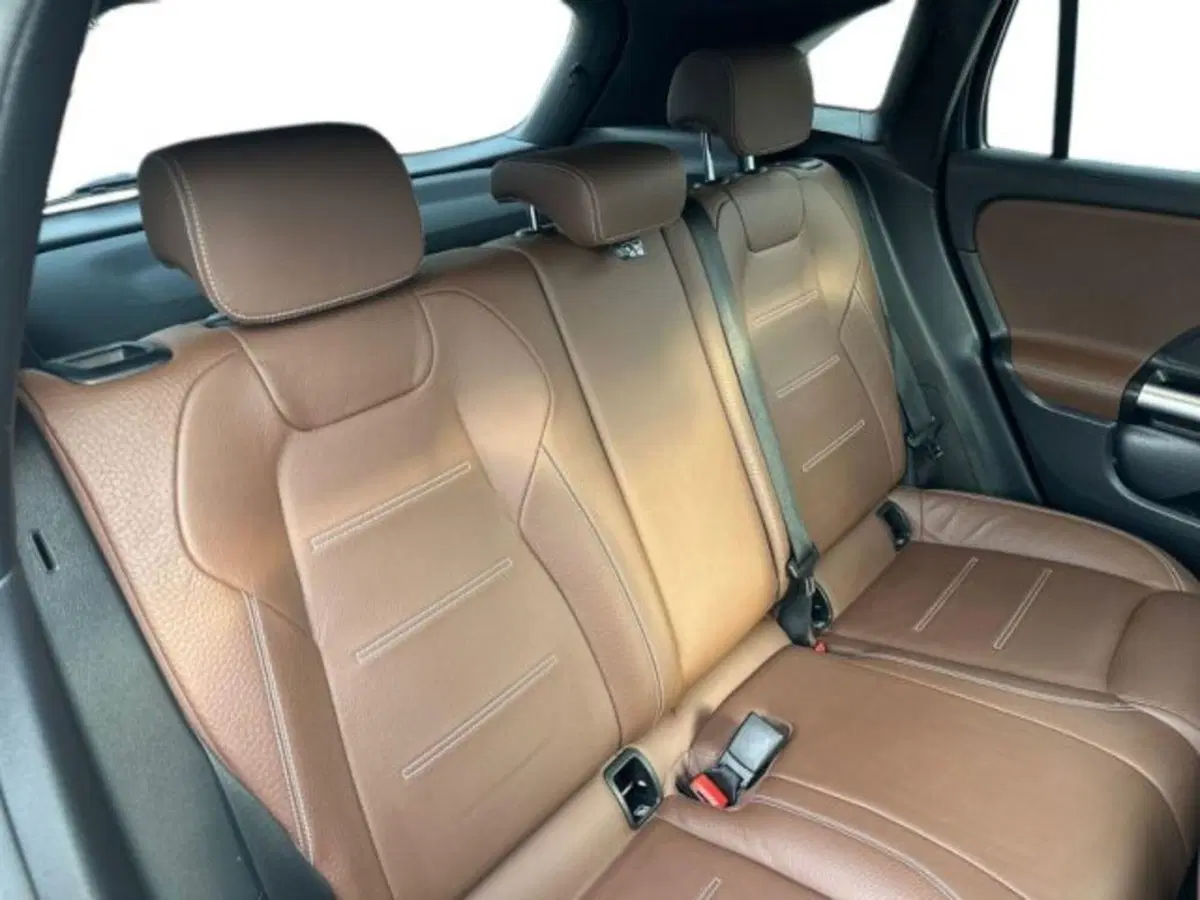 Mercedes-Benz GLA SUV usata a Avellino (16)