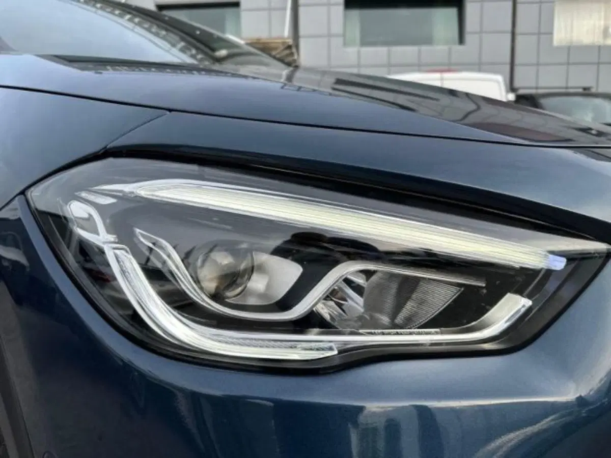 Mercedes-Benz GLA SUV usata a Avellino (7)