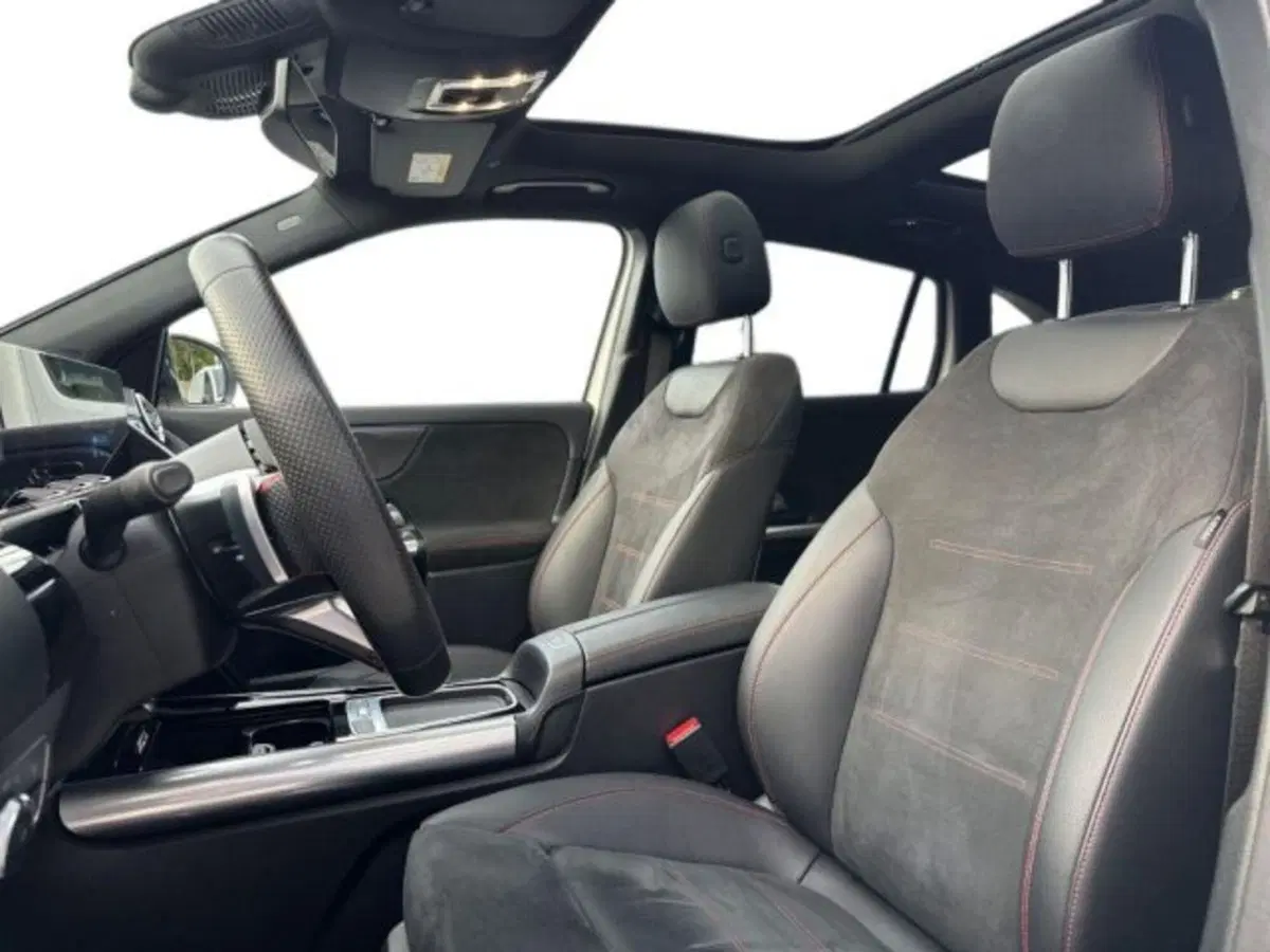 Mercedes-Benz GLA SUV usata a Avellino (10)