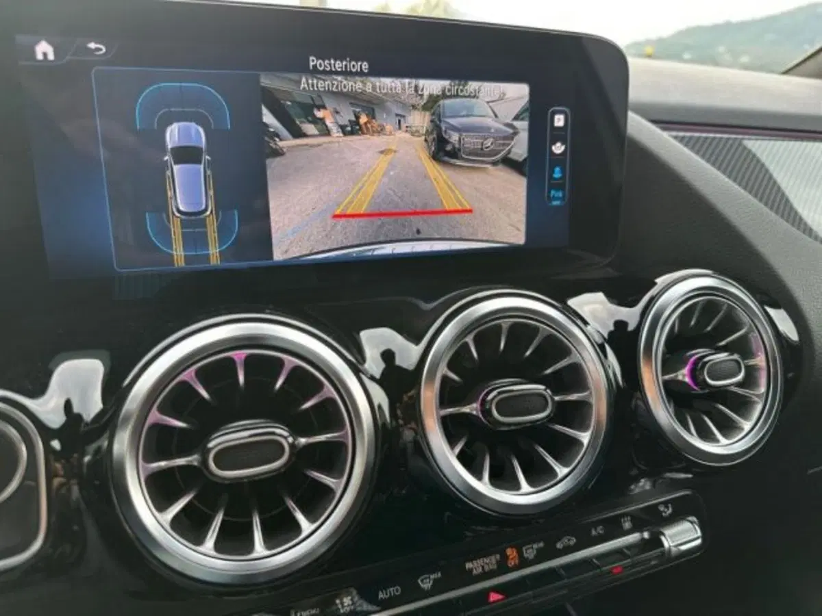 Mercedes-Benz GLA SUV usata a Avellino (14)