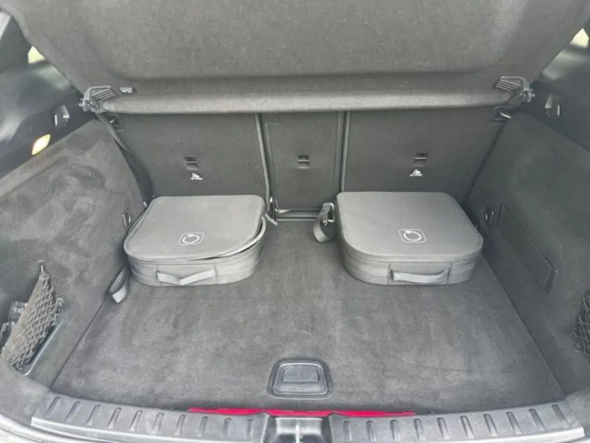 Mercedes-Benz GLA SUV usata a Avellino (8)