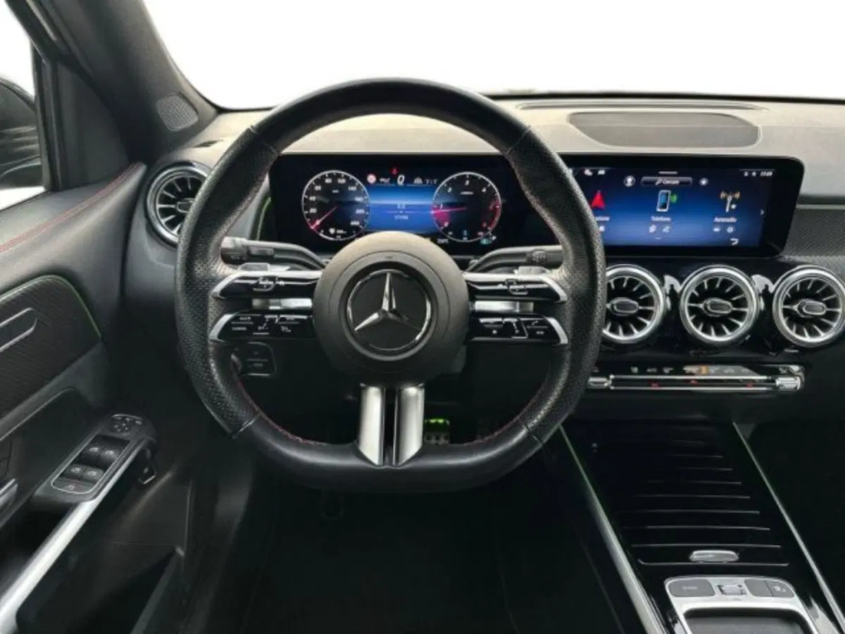 Mercedes-Benz GLB usata a Avellino (11)