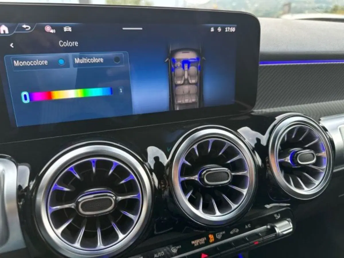 Mercedes-Benz GLB usata a Avellino (18)