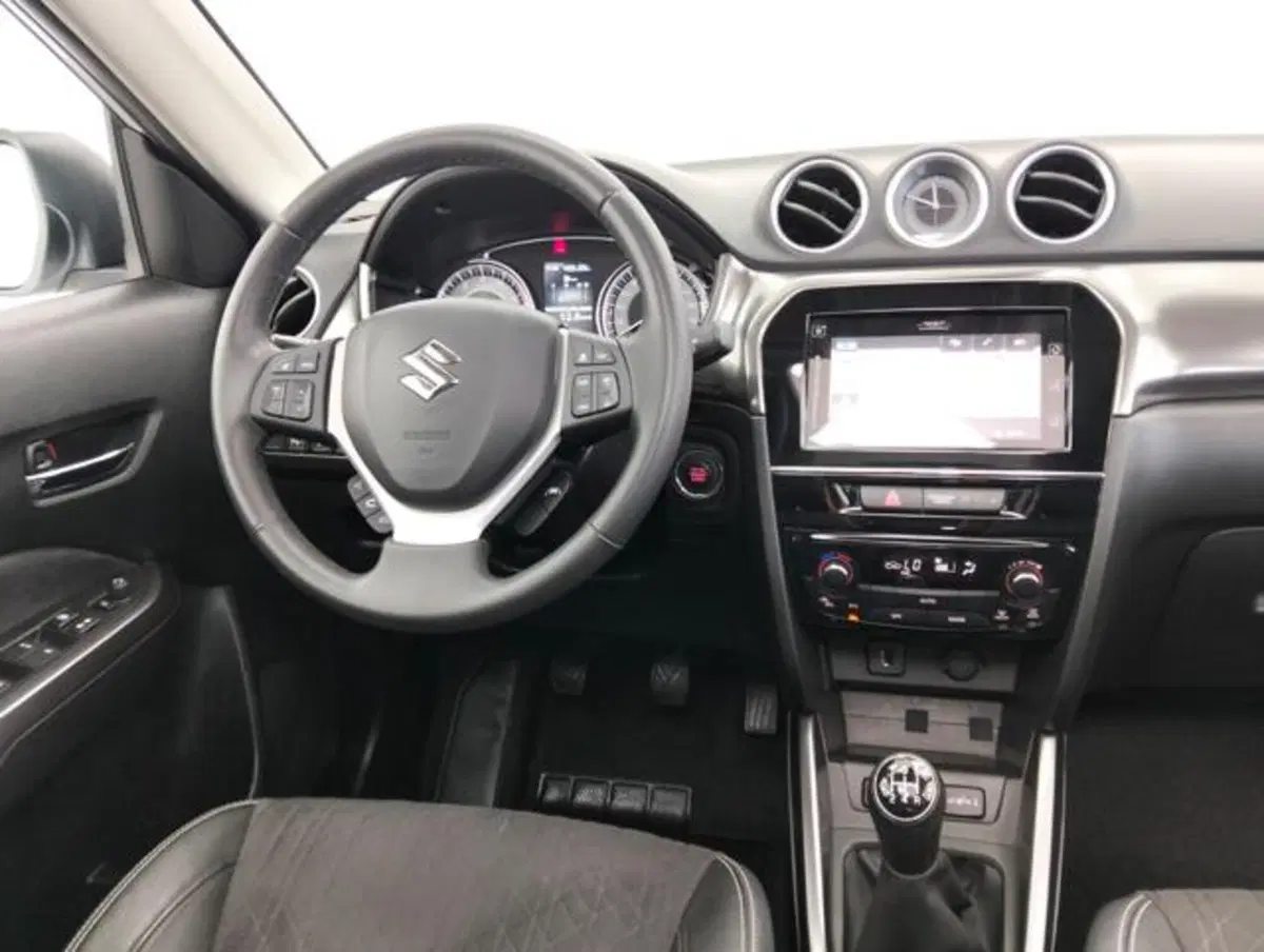 Suzuki Vitara usata a Como (10)