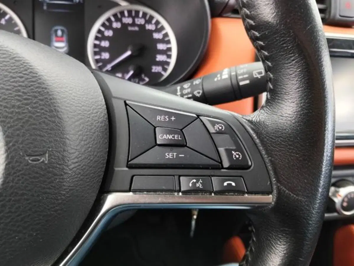 Nissan Micra usata a Como (11)