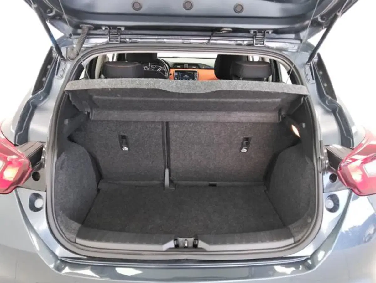 Nissan Micra usata a Como (17)