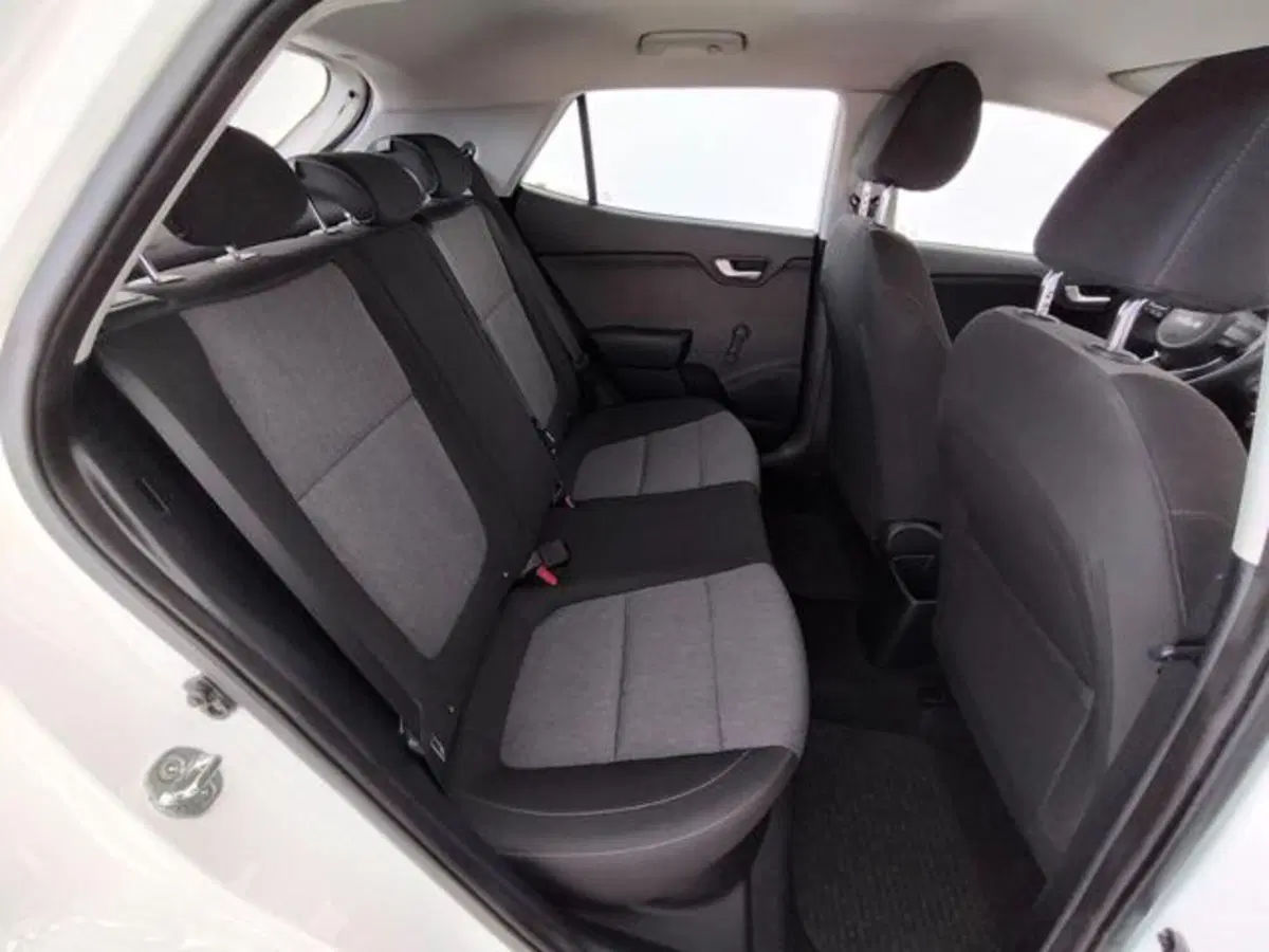 Kia Stonic usata a Como (5)