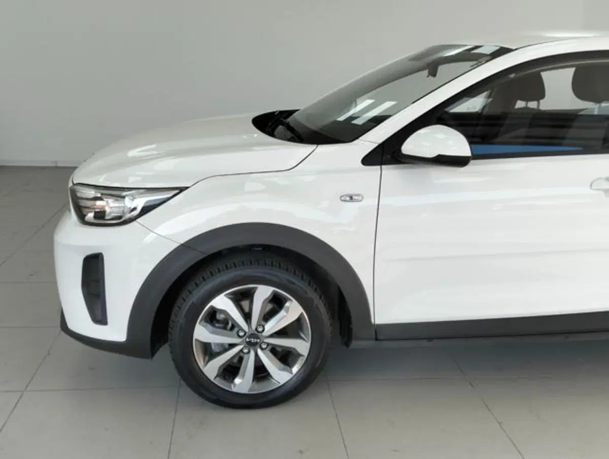 Kia Stonic usata a Como (9)