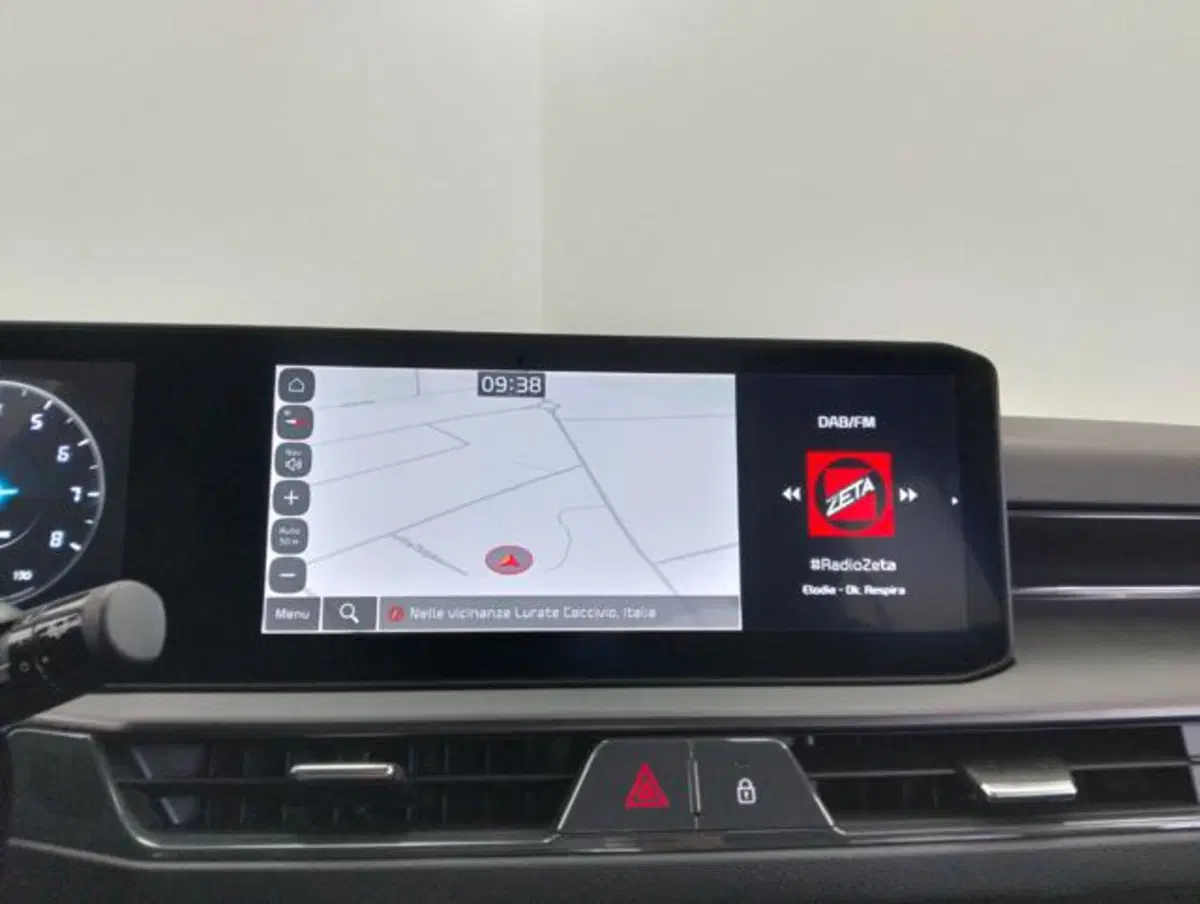 Kia Stonic usata a Como (13)