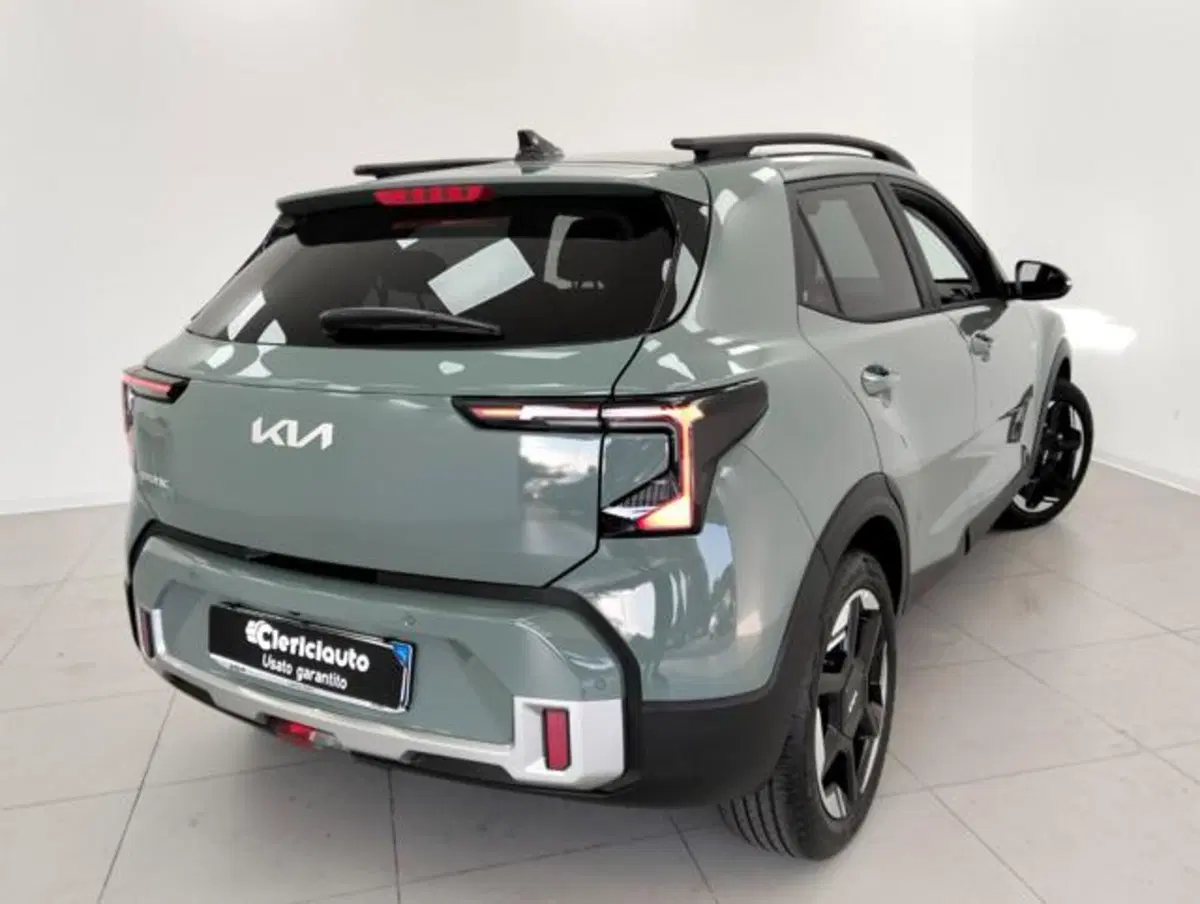 Kia Stonic usata a Como (2)