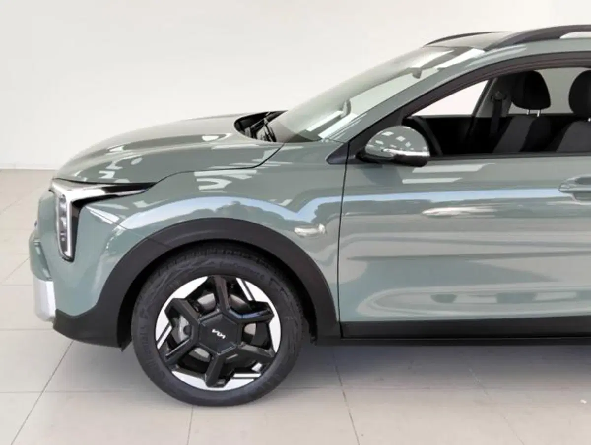 Kia Stonic usata a Como (9)