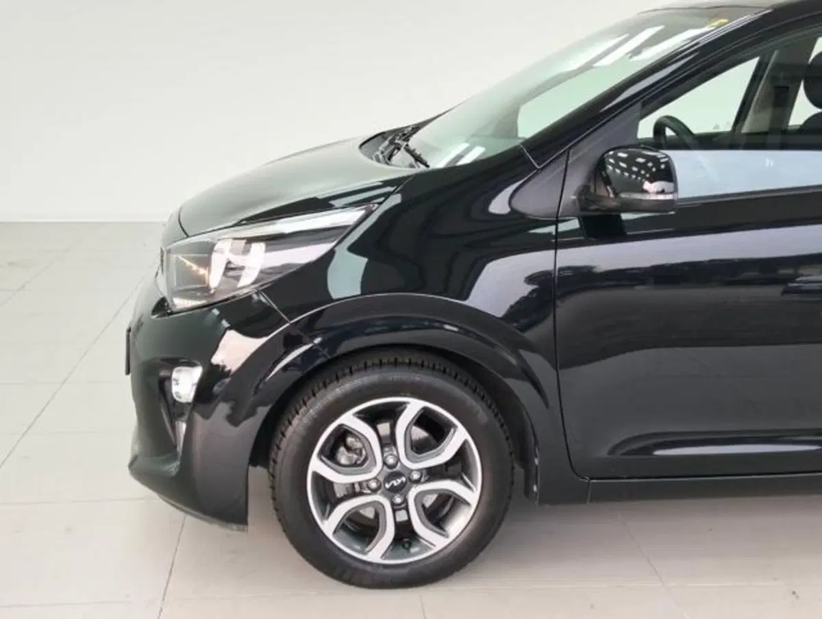 Kia Picanto usata a Como (9)