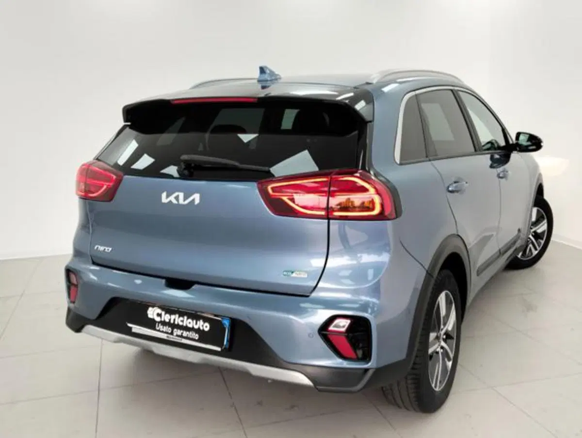 Kia Niro usata a Como (2)