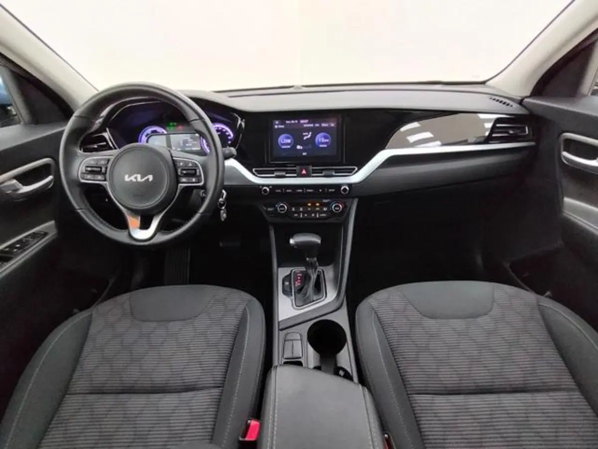 Kia Niro usata a Como (4)