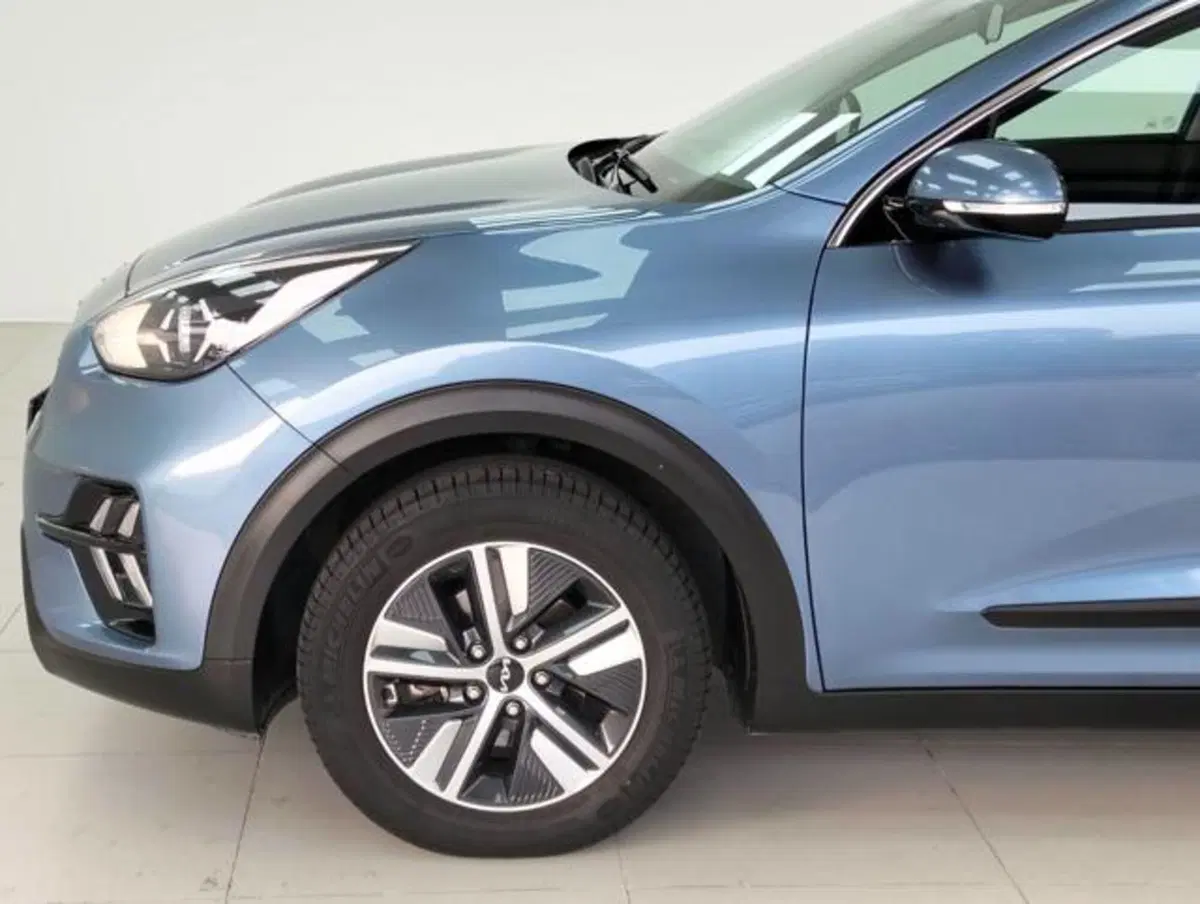 Kia Niro usata a Como (9)