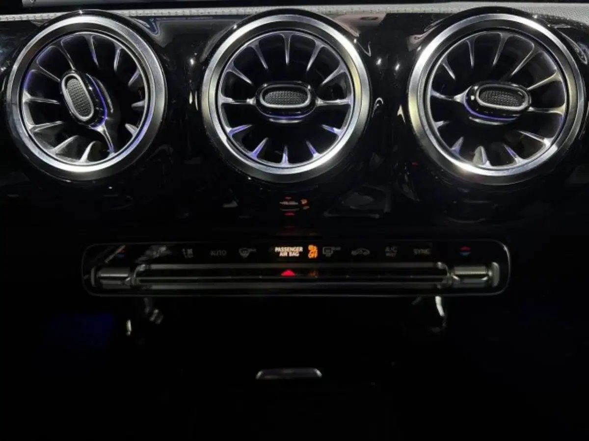 Mercedes-Benz Classe A usata a Bologna (14)