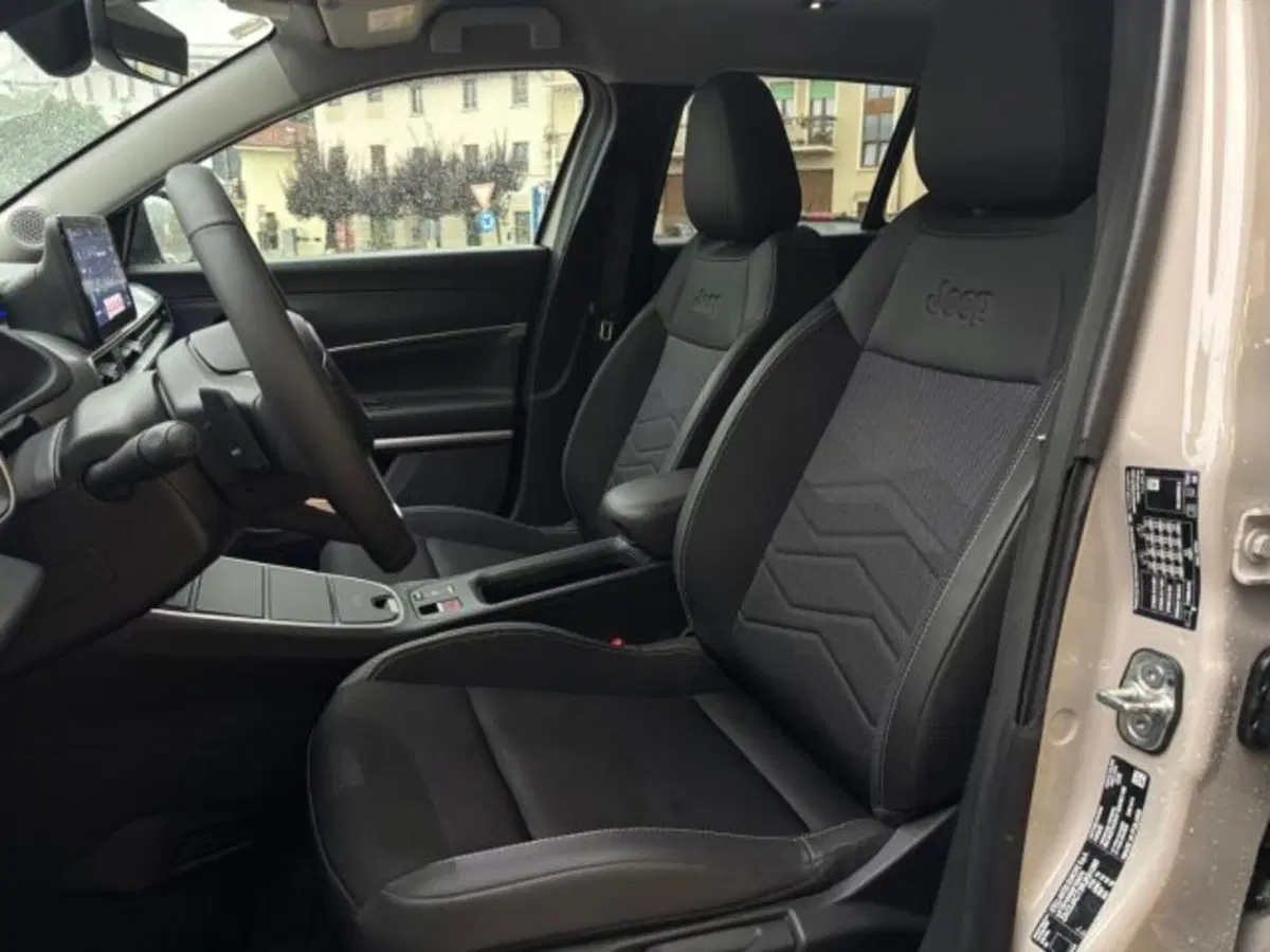 Jeep Avenger usata a Cuneo (9)